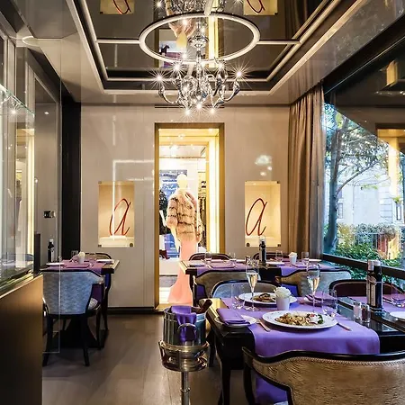 Baglioni Carlton - The Leading Of The World