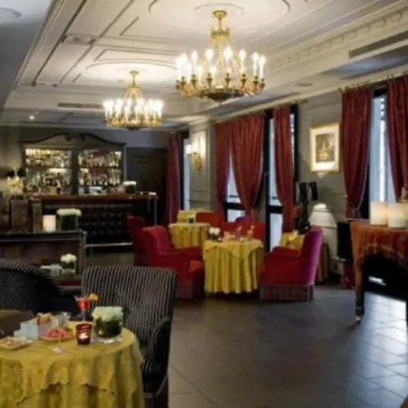 Baglioni Carlton - The Leading Of The World ميلان