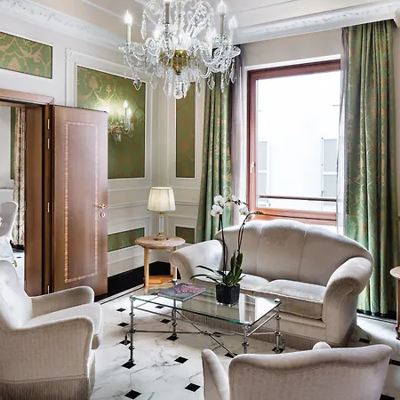 فندق Baglioni Carlton - The Leading Of The World ميلان