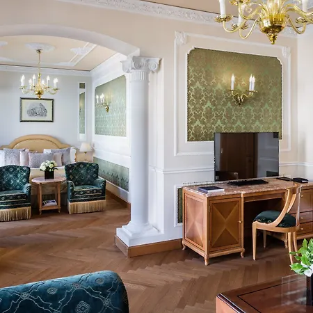 فندق Baglioni Carlton - The Leading Of The World